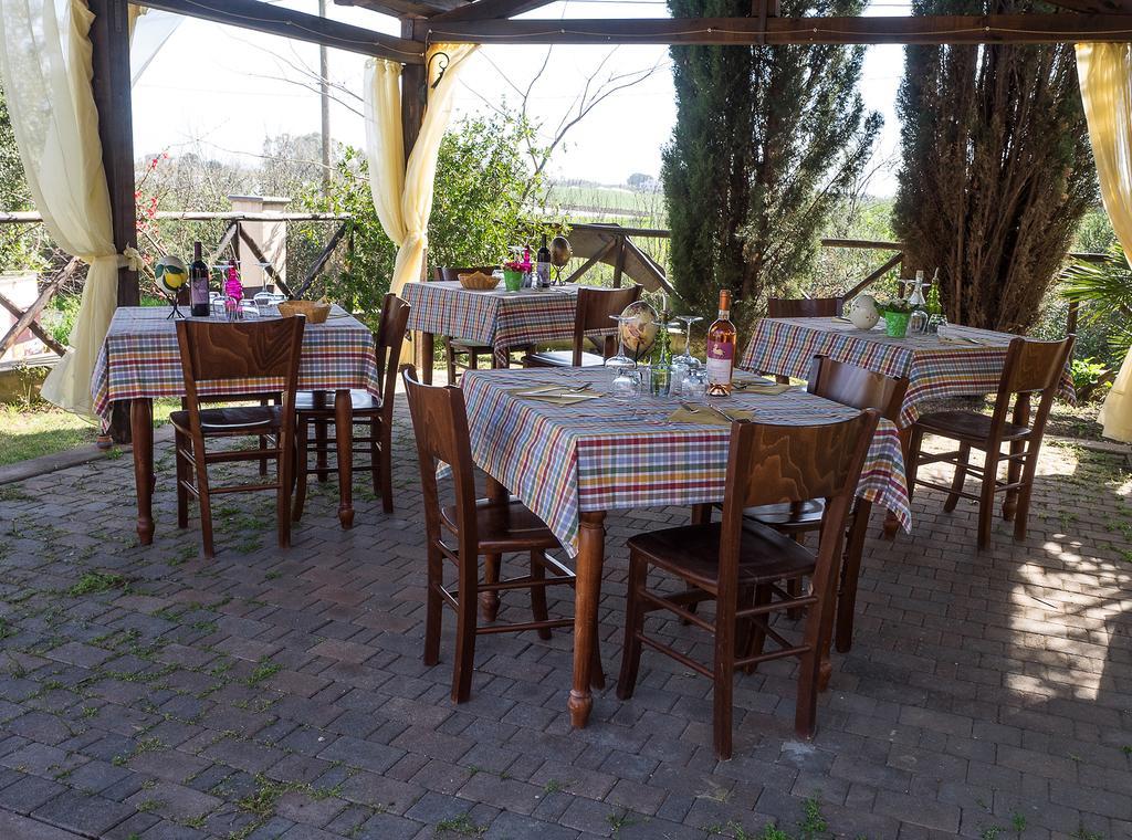 B&B Corte Degli Struzzi Pescia Romana Extérieur photo